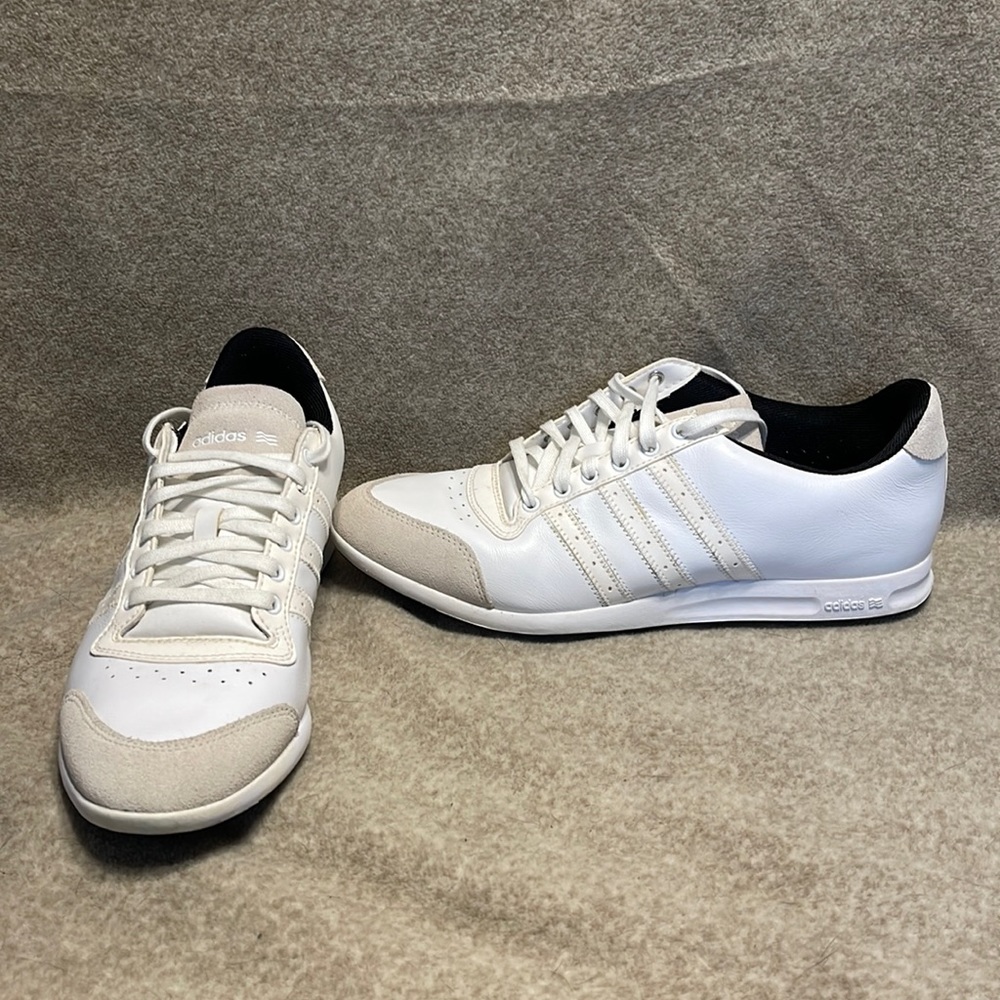 Womens Adidas White Golf Shoes Size 10